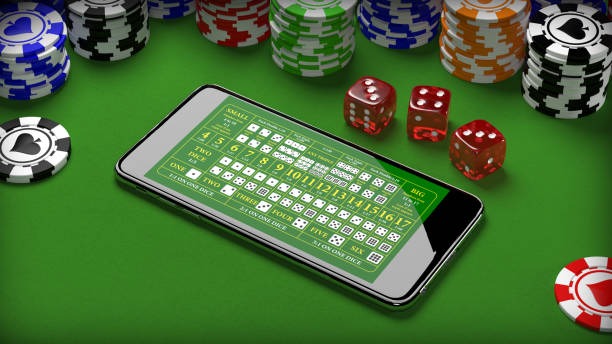 Player interface showing chip stacks, fold-call-raise buttons, and live dealer action